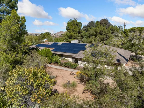 18730 Chapae Ln, Apple Valley, CA 92307