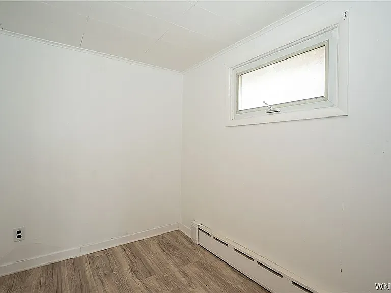 166 Barnard St — Photo 9