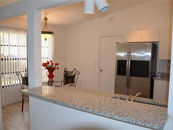 4th image of 1232 Brink Ave