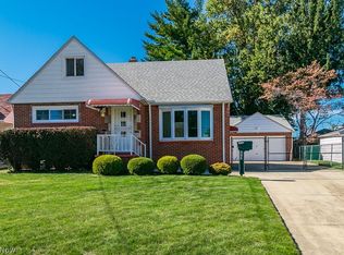 874 E 248th St, Euclid, OH 44123