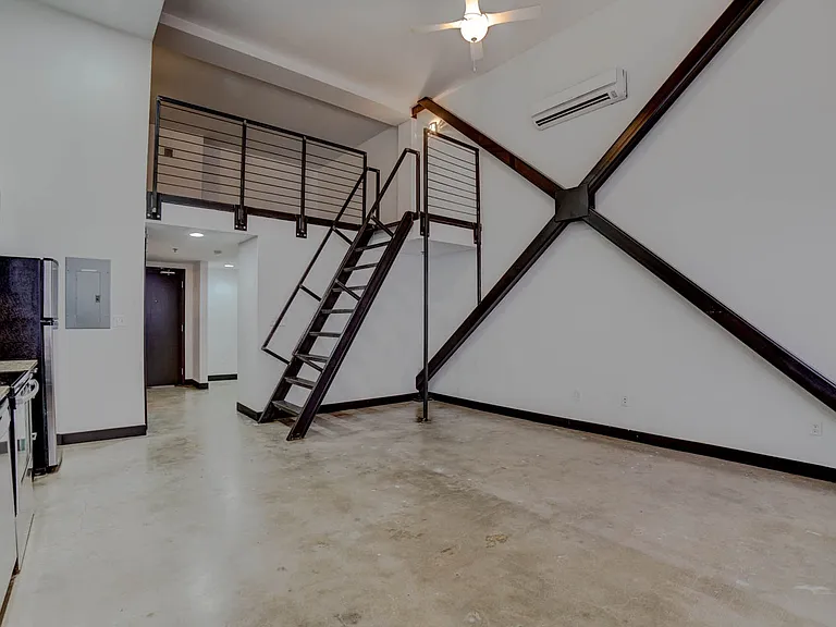 Vandever Lofts — Photo 82