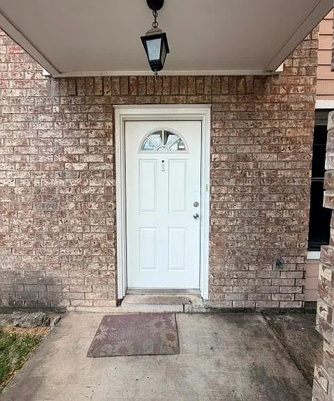 2218 S Tourist Dr #E — Photo 2