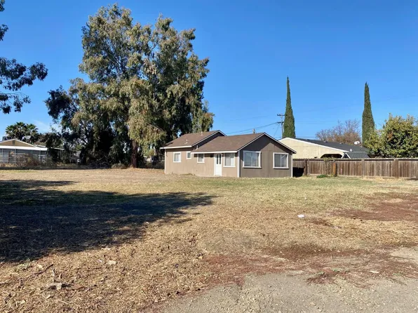 8812 M St, Dos Palos, CA 93620