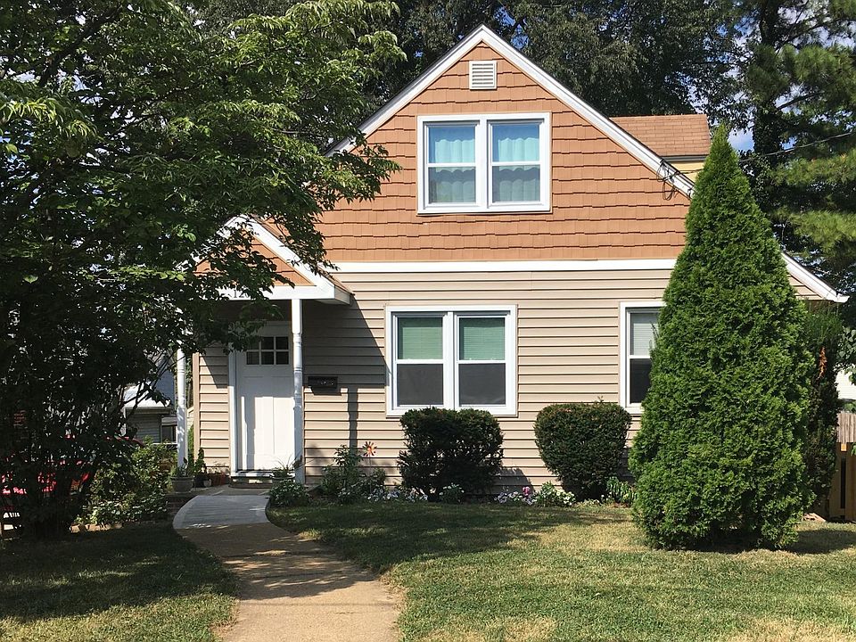 1st image of 1208 Stevens Ave