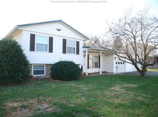 1304 Allendale Ct, New Haven, WV 25265