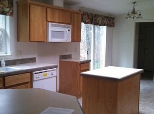 74 E Fox Run Ln, Grapeview, WA 98546