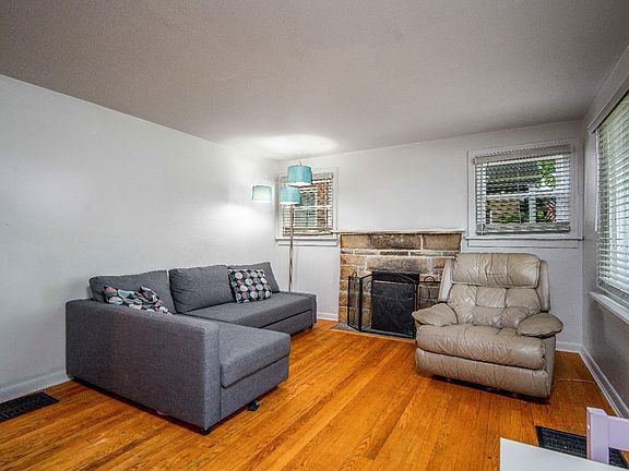 4th image of 1292 Brooke Ave