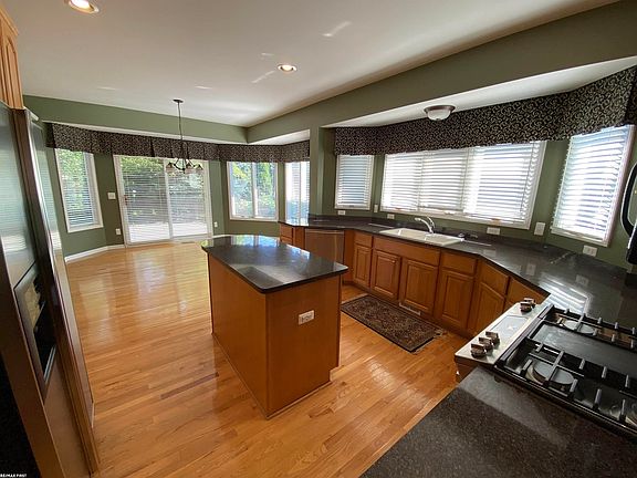 4th image of 21597 Pinnacle Ct