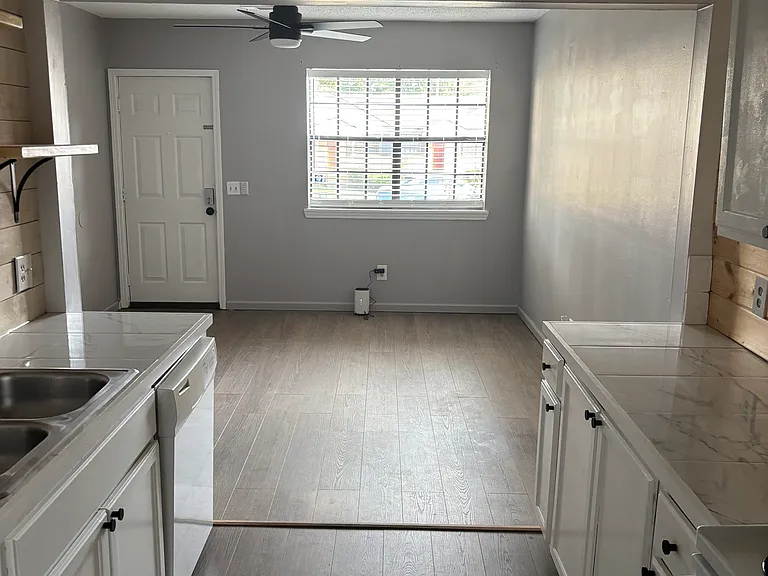 901 Hargrove Rd #13C — Photo 5