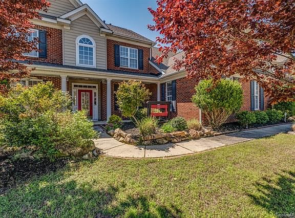 3rd image of 506 Springwood Dr