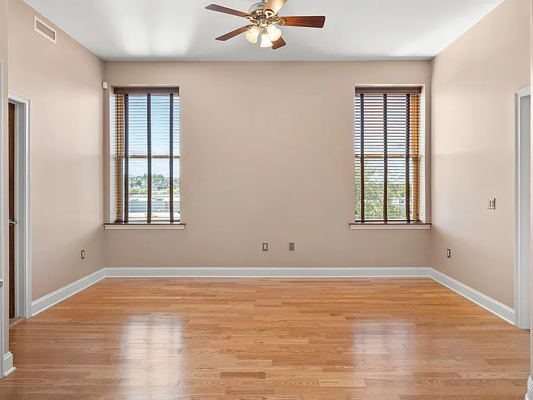 264 S Main St #403 — Photo 15