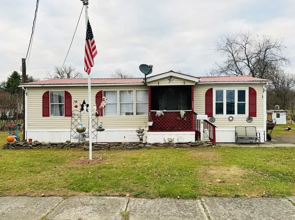 137 Sunset St, Sayre, PA 18840