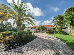 1859 Venetian Point Dr, Clearwater, FL 33755