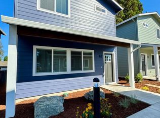 13822 SE Oatfield Rd #8C, Portland, OR 97222