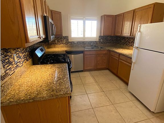 4th image of 2101 Jade Creek St Unit 207