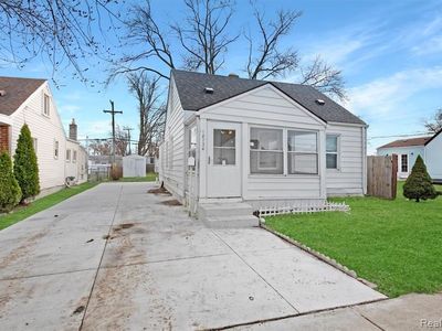 18730 Meier St, Roseville, MI, 48066