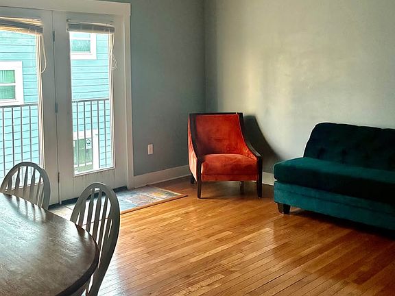 5th image of 703 N Walnut St #3-10