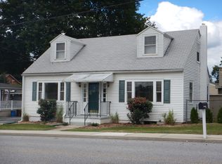424 E Main St, Hummelstown, PA 17036