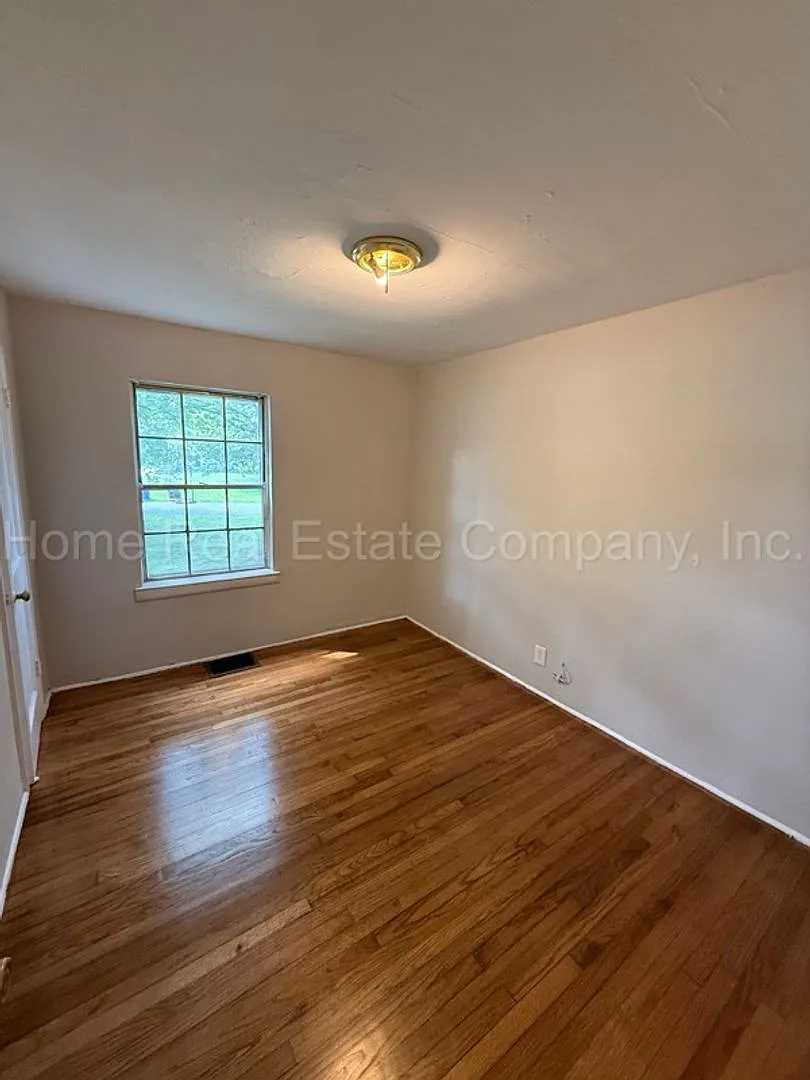 658 Clemson Circle — Photo 4