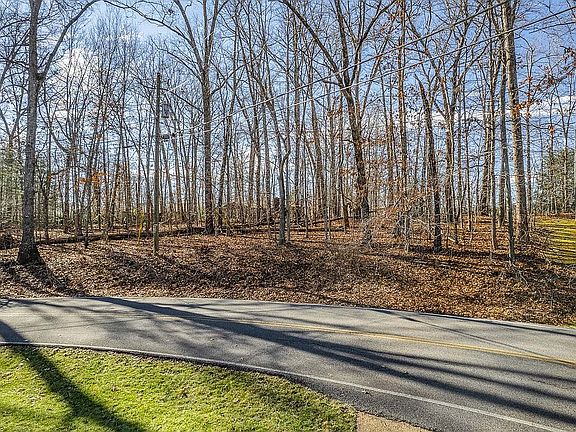 2nd image of 263 Lakewood Dr