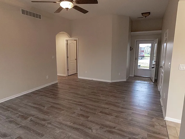 4203 Spring Cress Dr — Photo 6