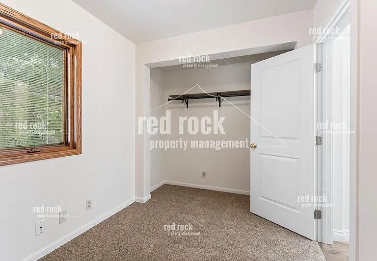 402 E Baldwin Ave — Photo 11