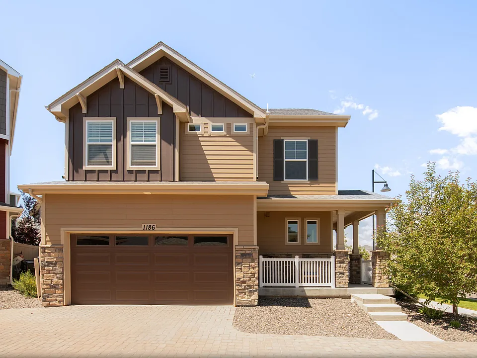 1186 Highlands Dr