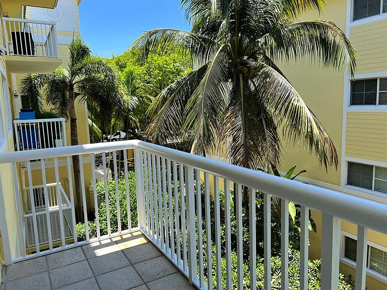 1515 E Broward Blvd #305 — Photo 20
