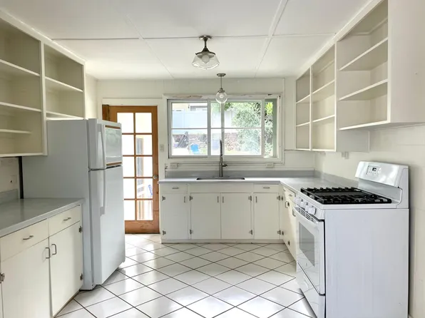 295 Koeli St, Wailuku, HI 96793
