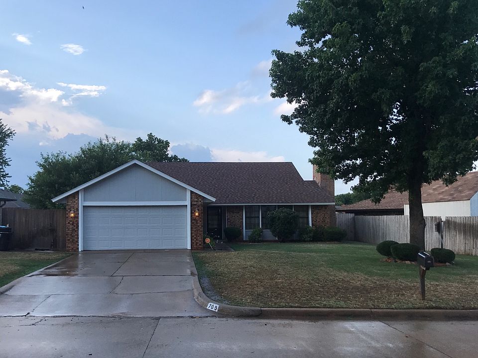 1st image of 709 Wood Hollow Ln