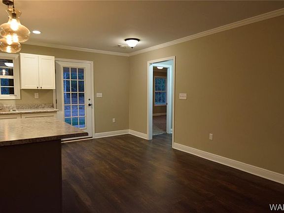 5th image of 13936 Roanoke Dr
