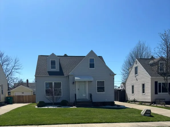 396 E 330th St, Eastlake, OH 44095