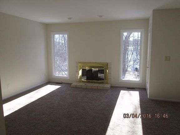4th image of 181 Kingsbrook Ave