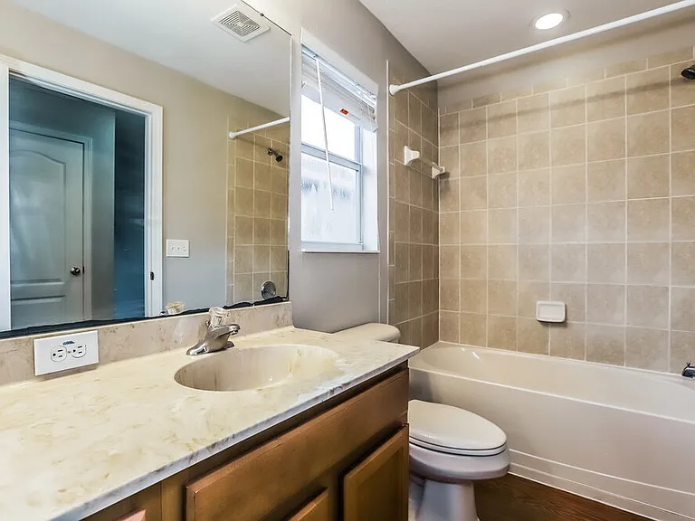 403 Durham Shore Ct — Photo 15