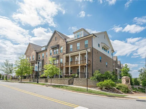 5005 Shay Town Ln, Peachtree Corners, GA 30092