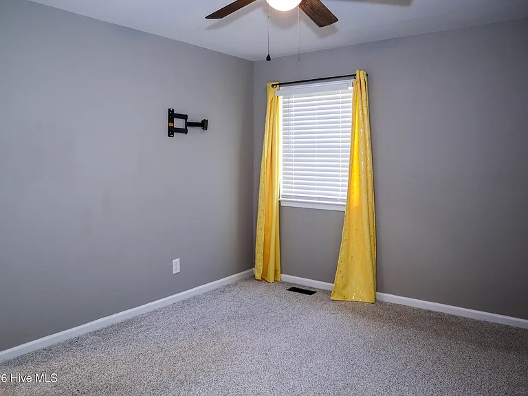 8359 Inscoe Rd — Photo 7