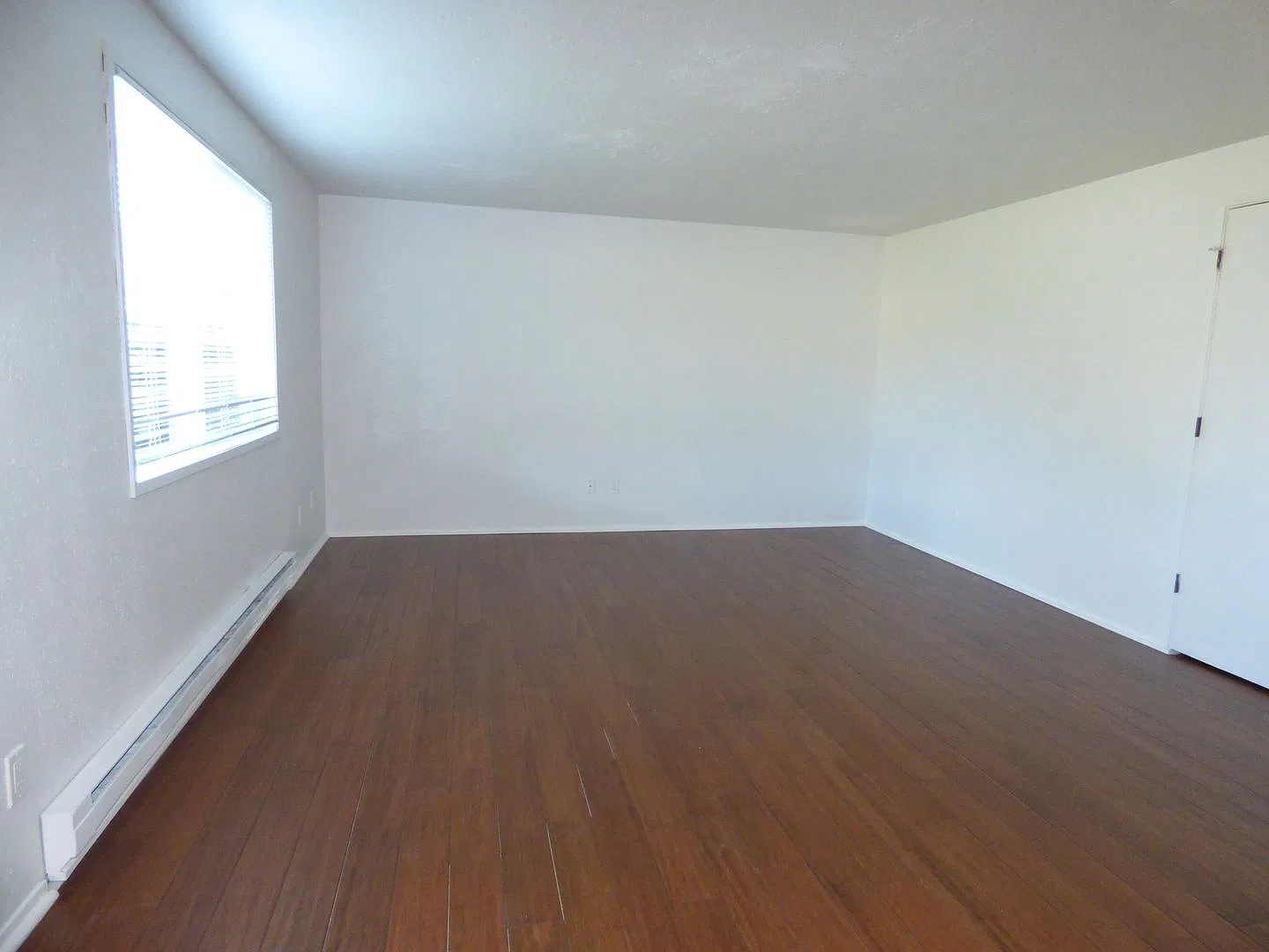 Pronew02 - 805-875 Gerth Ave NW — Photo 3