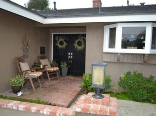 2837 Ellesmere Ave, Costa Mesa, CA 92626