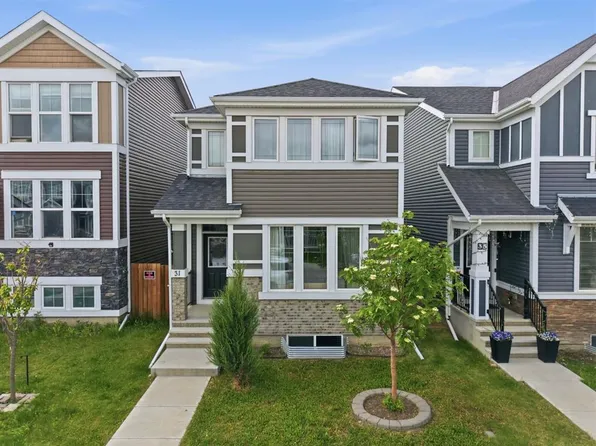31 E Red Embers Ln NE, Calgary, AB T3N 0R2