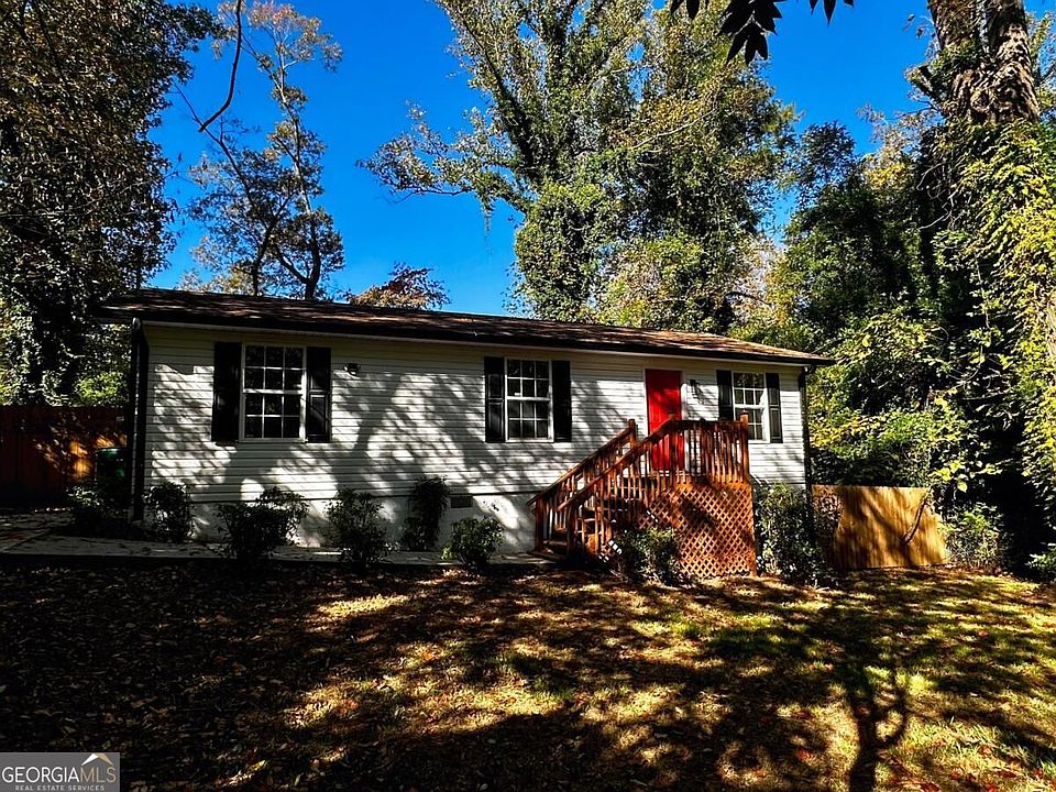 1st image of 1753 Lee St