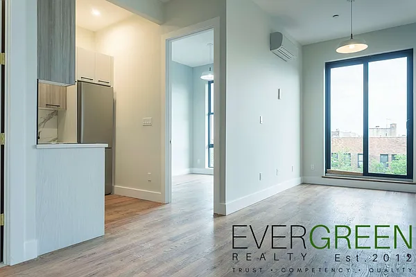 Rented by Evergreen Apartments BK | media 20