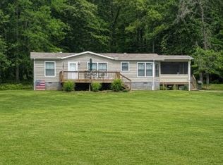 3688 Moore Hollow Rd, Woodlawn, TN 37191