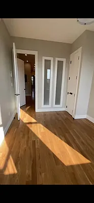 Rented by Space Link Realty | media 6