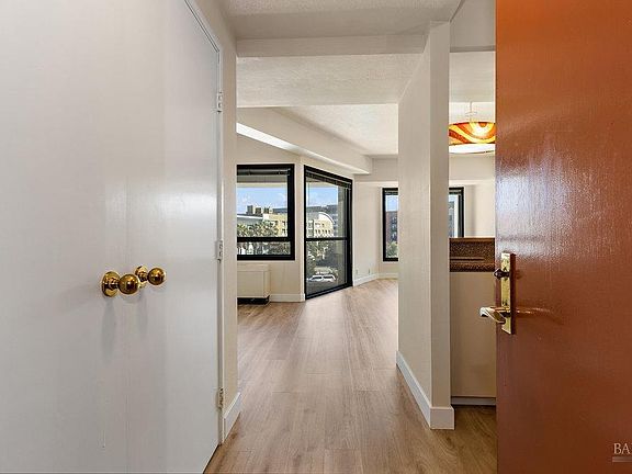 4th image of 6363 Christie Avenue #321