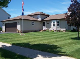 704 Lighthouse Dr, Ottawa, IL