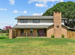 1004 Shirley Oaks Dr, Columbus, TX 78934