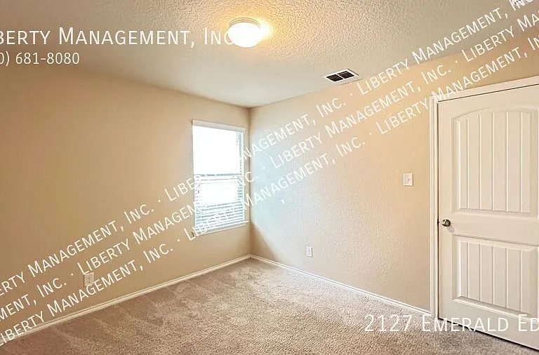 2127 Emerald Edge — Photo 20