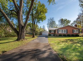 5410 Lois Ave, Louisville, KY 40219