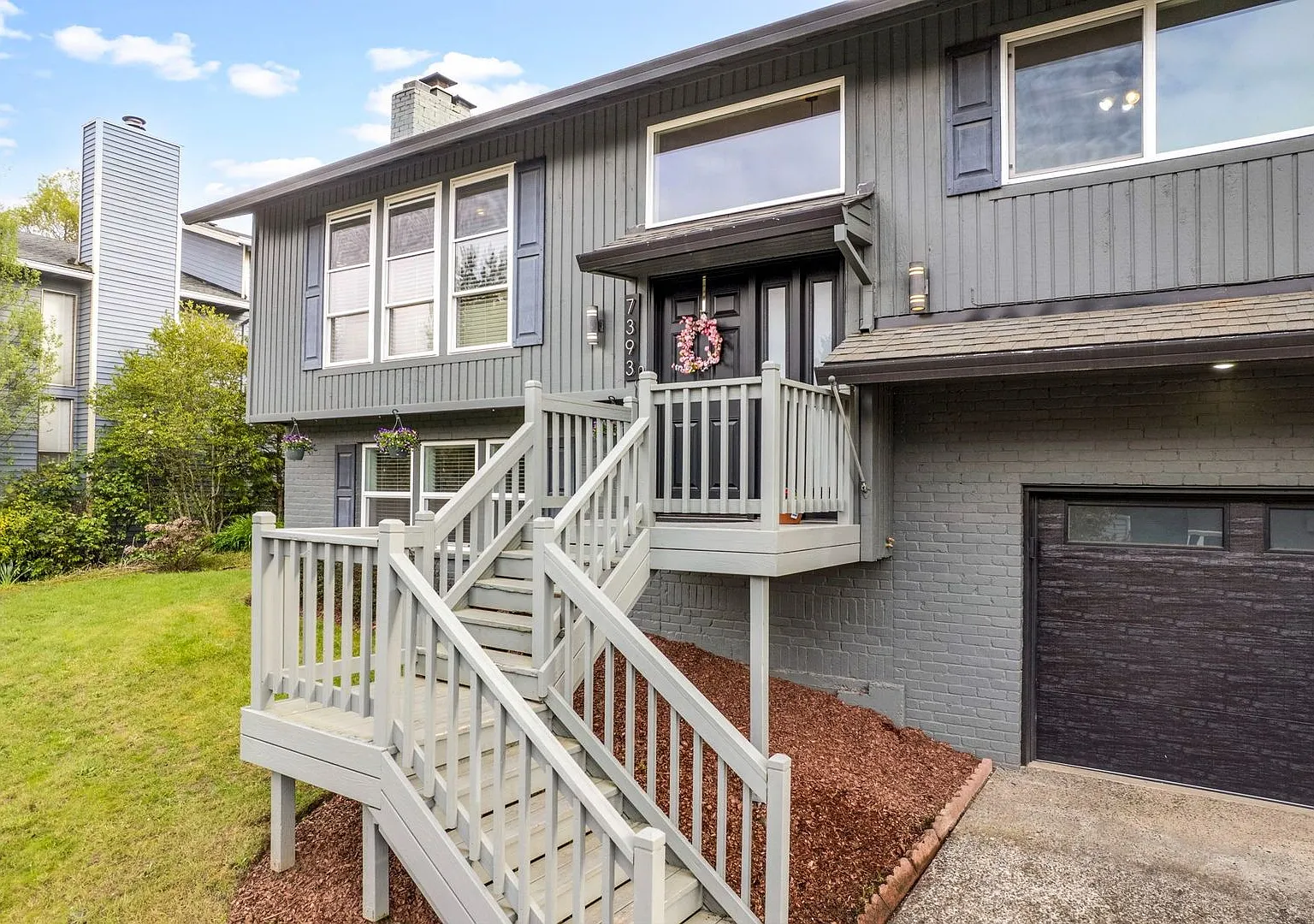 Updated 4-Bedroom Split-Level with Sport Court & Garden Yard SW Beaverton — Photo 4