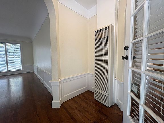 3rd image of 792 Palo Alto Ave